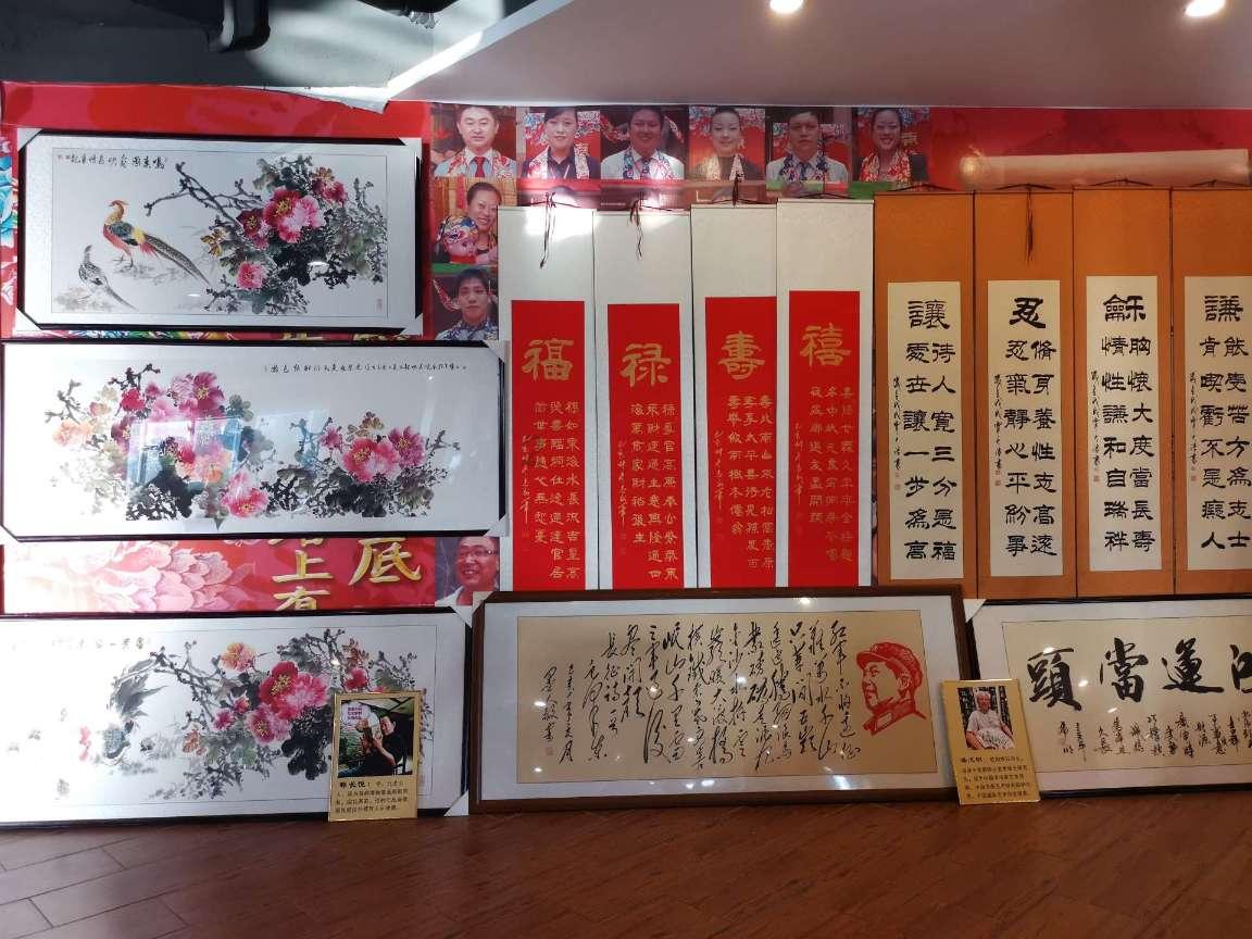 男朋友和你说分手答应和你做朋友却又说不想再见到你，这是为什么？